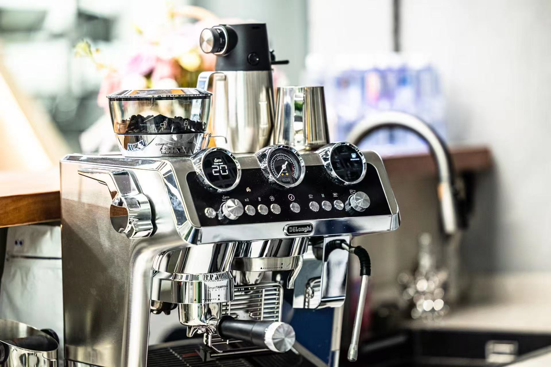 DeLonghi 咖啡机